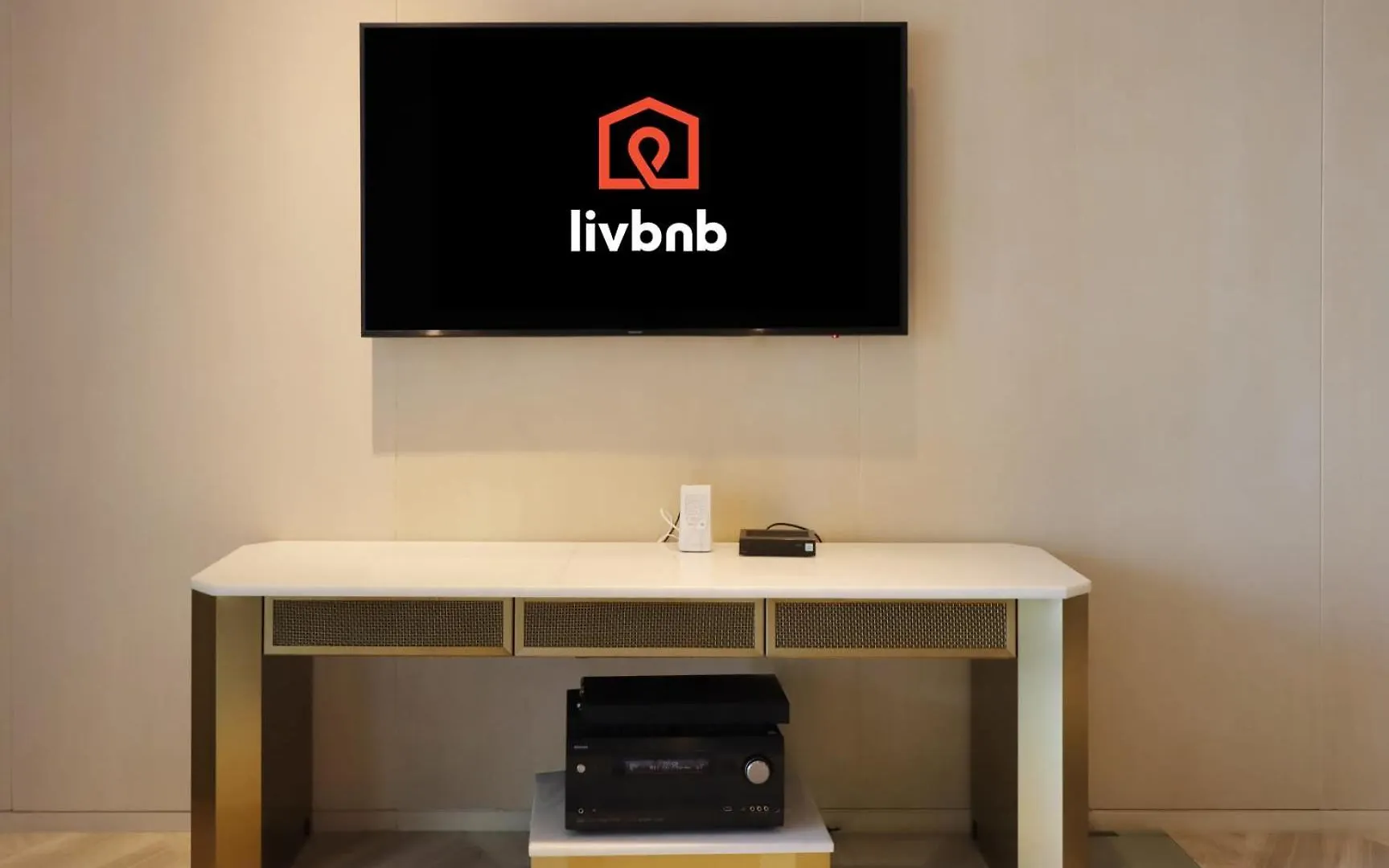 Apartment Livbnb - 2Br Suite Five Palm Jumeirah Residences Dubai United Arab Emirates