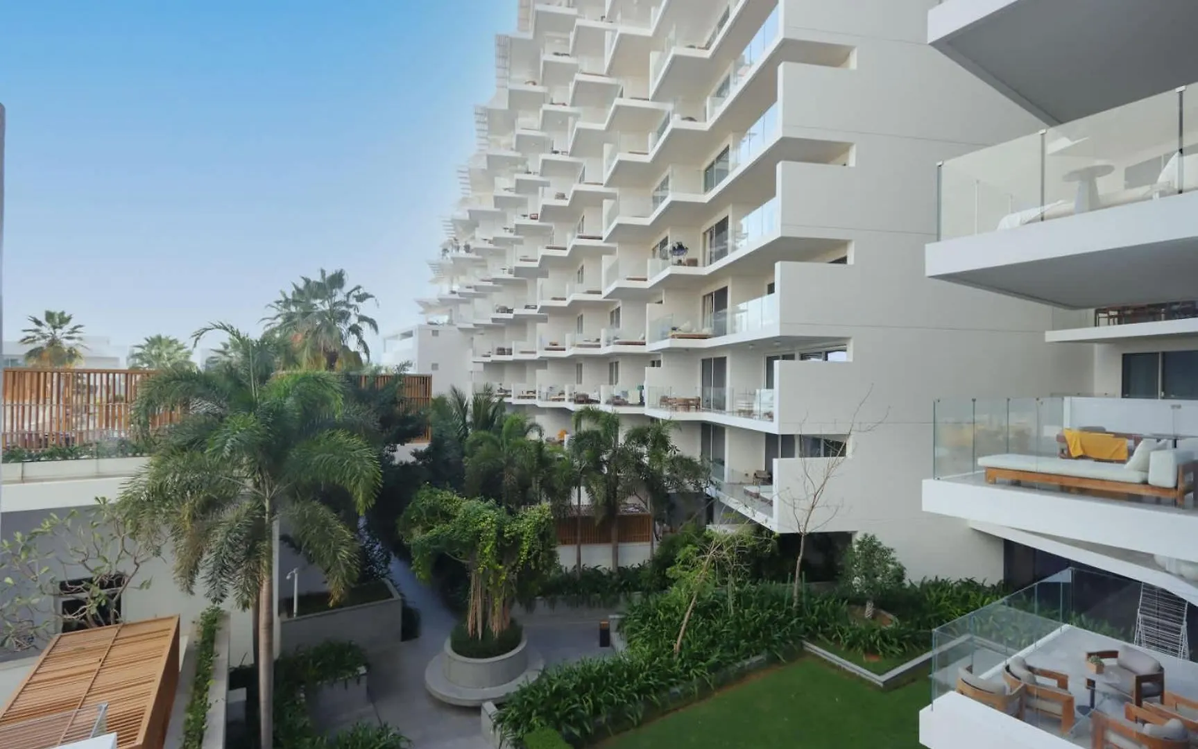 Apartment Livbnb - 2Br Suite Five Palm Jumeirah Residences Dubai