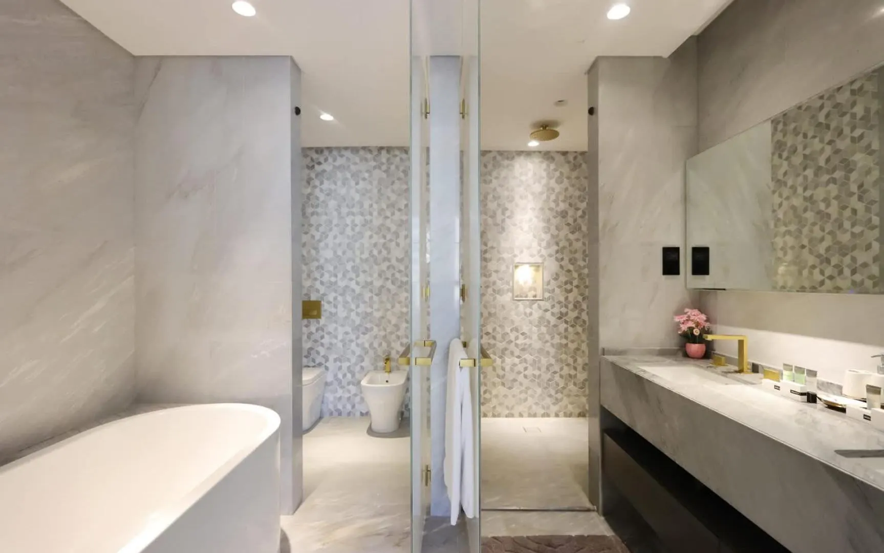 Livbnb - 2Br Suite Five Palm Jumeirah Residences Dubai Apartment